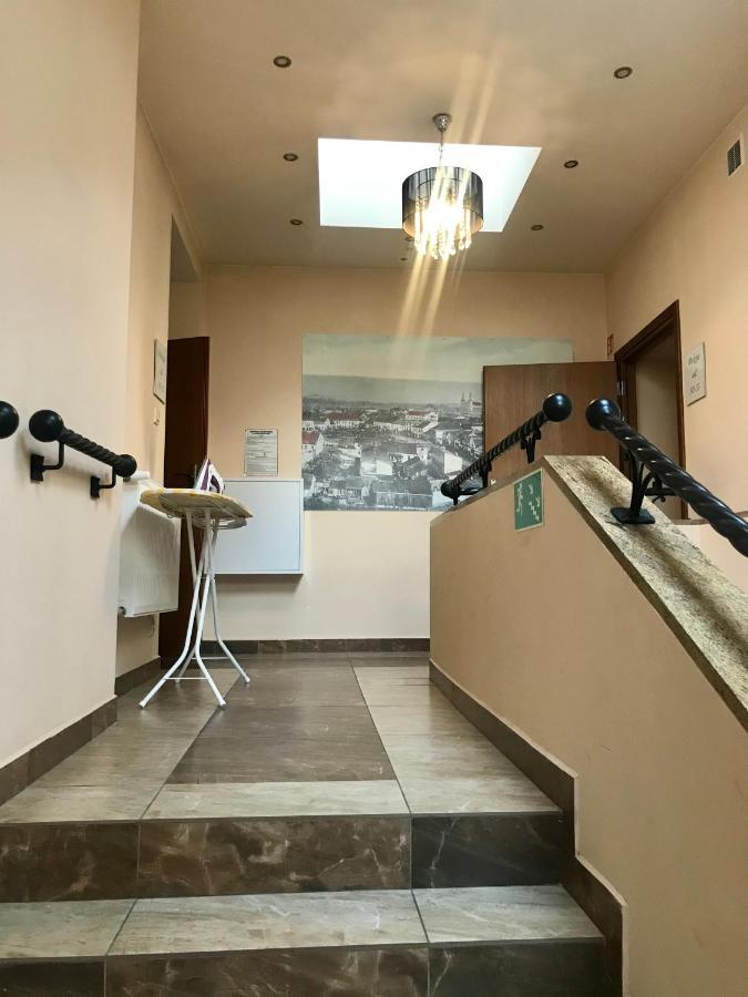 Hotelik Polonia Lowicz Ngoại thất bức ảnh