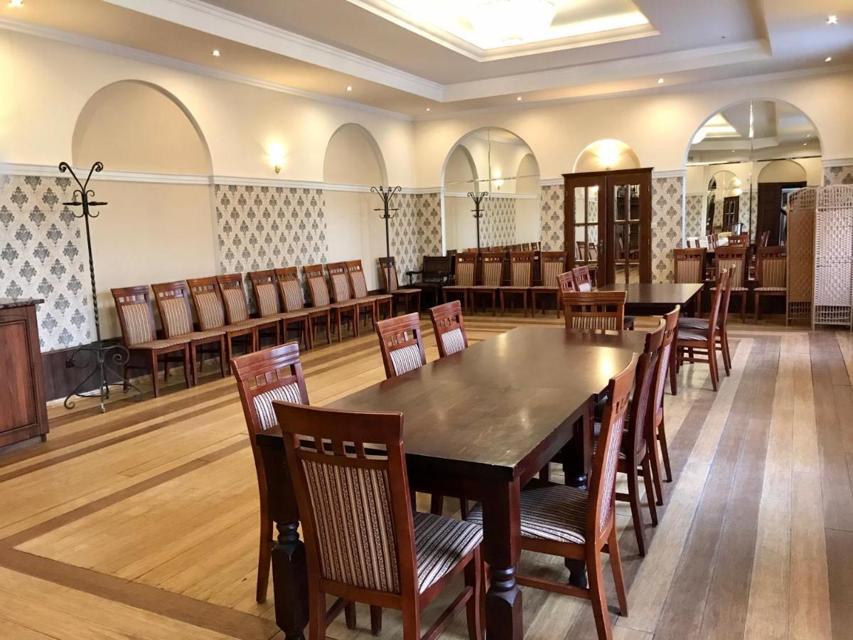 Hotelik Polonia Lowicz Ngoại thất bức ảnh