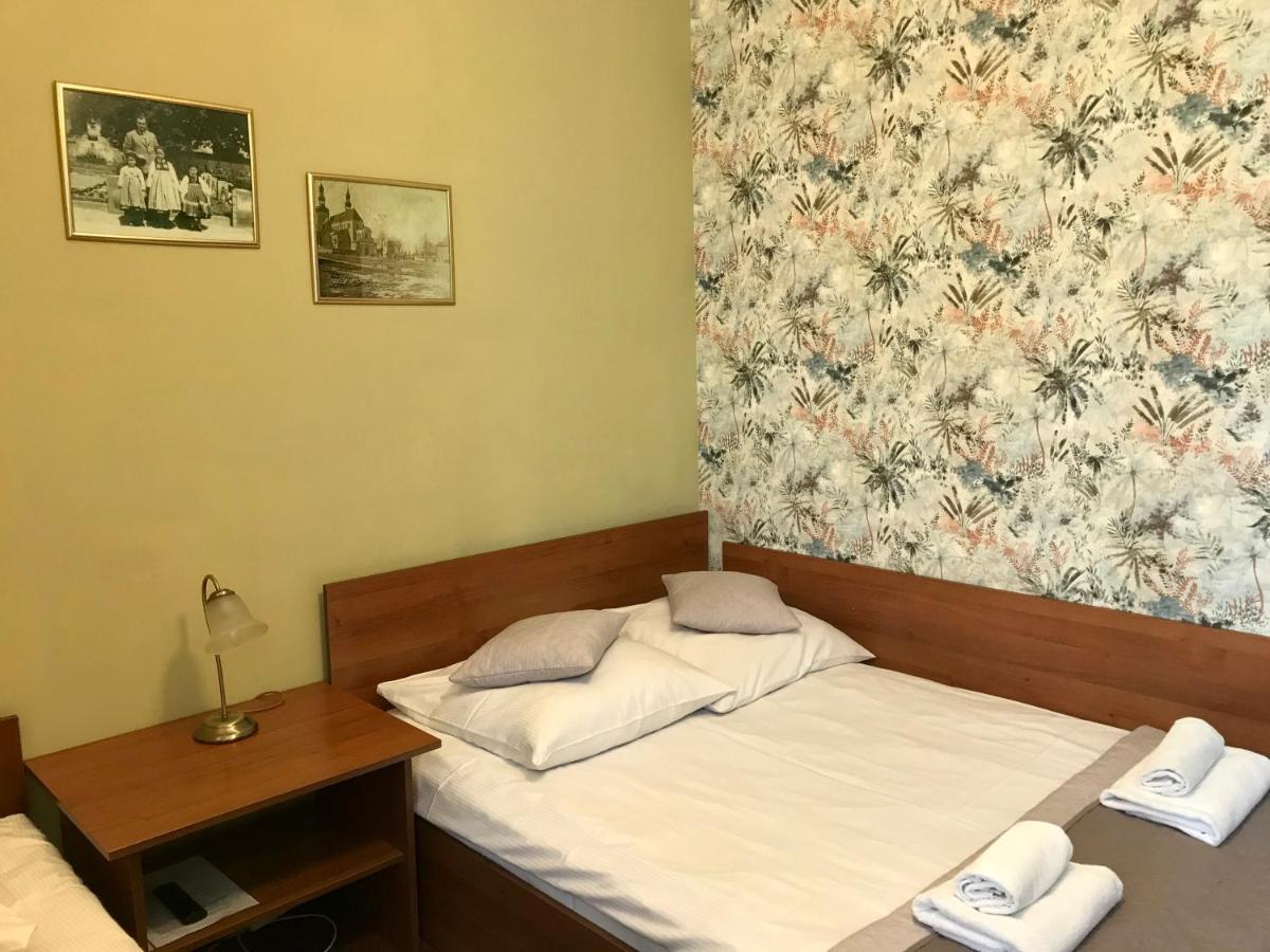 Hotelik Polonia Lowicz Ngoại thất bức ảnh