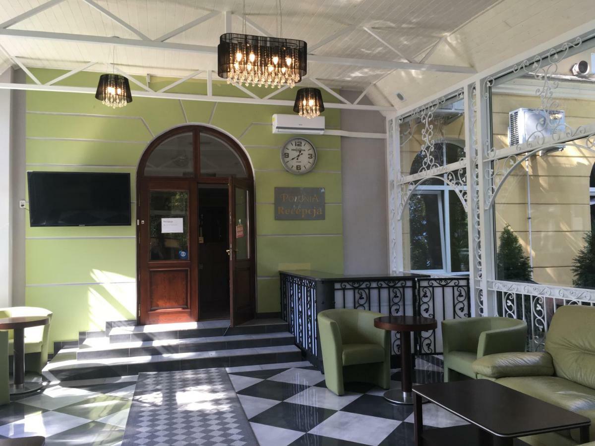 Hotelik Polonia Lowicz Ngoại thất bức ảnh